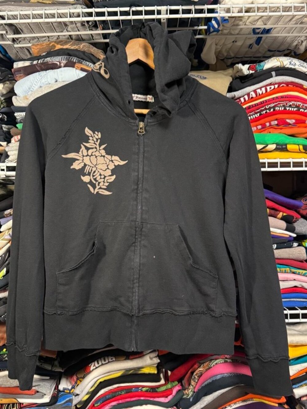 Y2K Forever 21 Black tattoo style floral bedazzled zip up hoodie